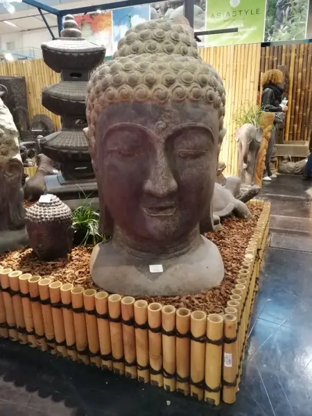 Product image 3 of the product “Bamboo element Pallet cover, rigid, yellow-brown (Apus), with decorative rope. Diameter 3-5cm 123 x 32 cm Height. ”